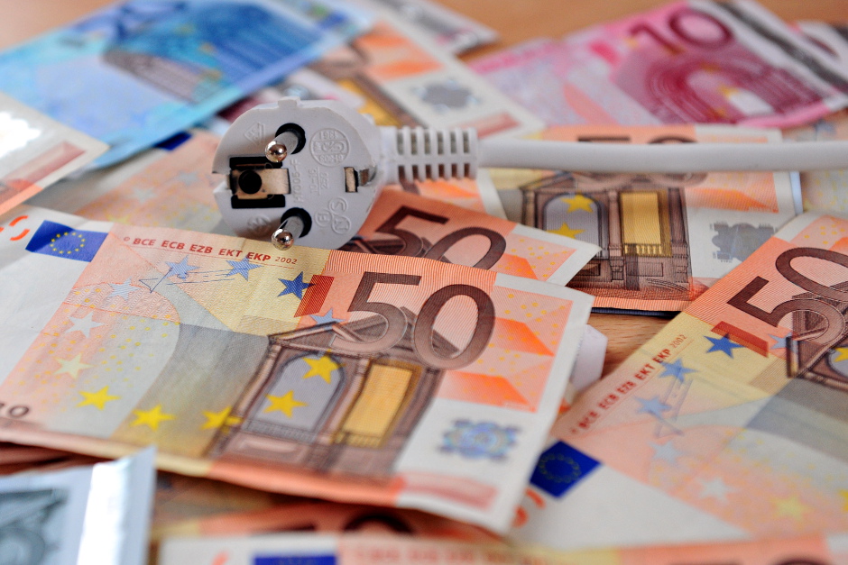 Neue ESWE-Preise entlasten Verbraucher: Arbeitspreise für Strom und Erdgas sinken ab Januar 2026