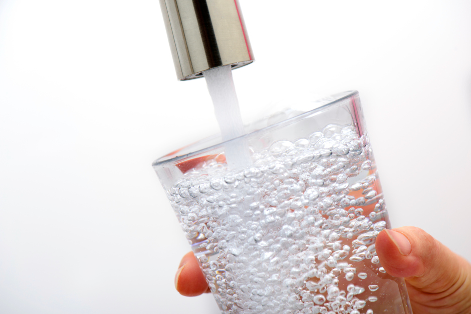 Vorsorgliches Abkochgebot in Wiesbaden aufgehoben – Trinkwasser wieder unbedenklich Nach drei negativen Wasserproben gilt das Abkochgebot nicht mehr