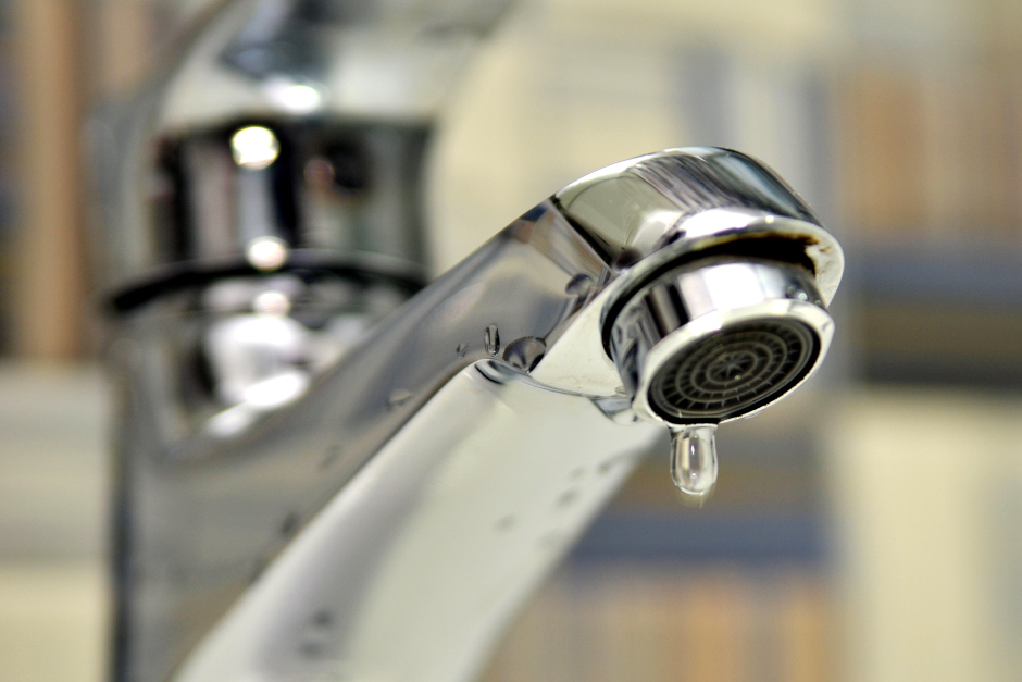 Achtung Anwohner: Geplante Unterbrechung der Wasserversorgung in Wiesbaden-Frauenstein – ESWE rät dringend zum Wasservorrat.