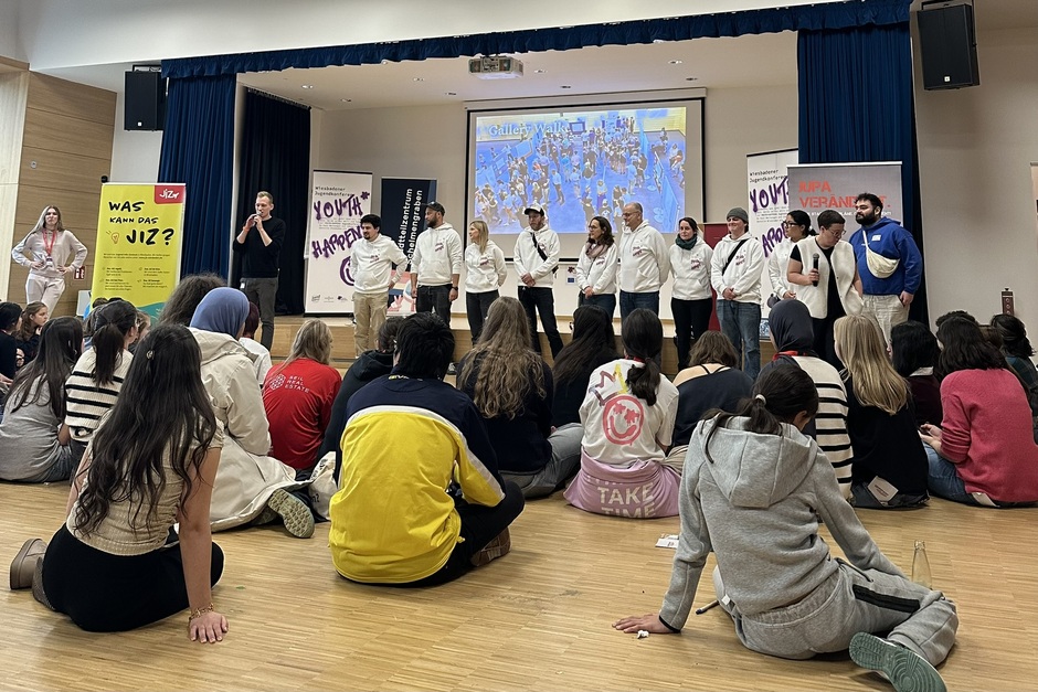 Im Stadtteilzentrum Schelmengraben fand die 3. Wiesbadener Jugendkonferenz „Youth Happens“ statt.