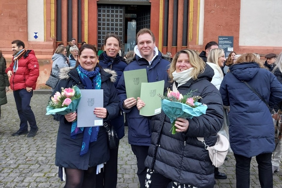 Erzieherinnen erhielten Urkunden im Limburger Dom.