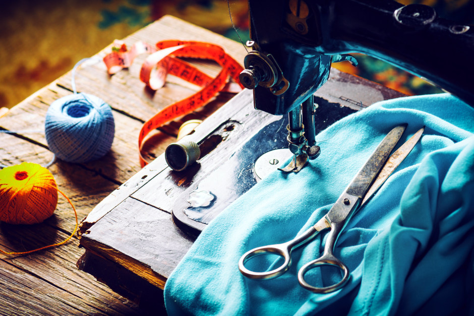 Repair-Café Wiesbaden mit Nähstation im Umweltladen.