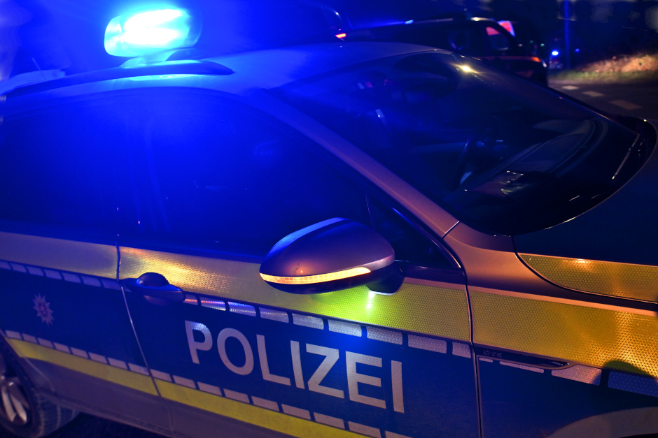 Diebstahl aus einem Transporter in der Nacht zum Donnerstag in Wiesbaden-Erbenheim.