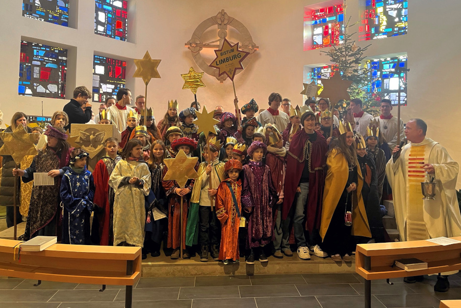 Rund ums Thema „Segen“ ging es bei der FamilienZeit in der St. Birgid-Kirche in Wiesbaden-Bierstadt