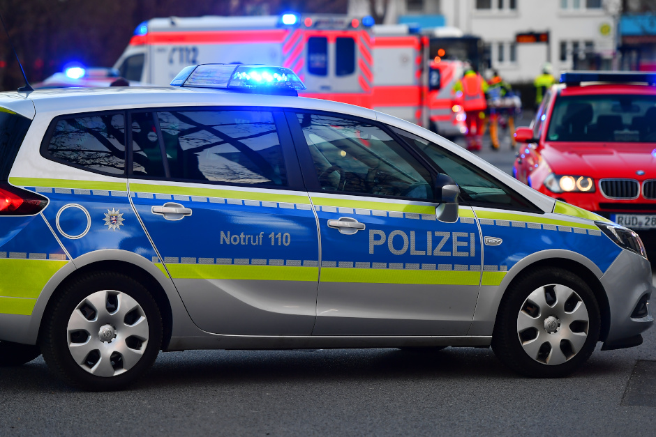 Pfefferspray-Alarm an Schule in Wiesbaden-Kerchensteiner am MIttwochvormittag. 8 Schüler verletzt – Polizei sucht Täter.