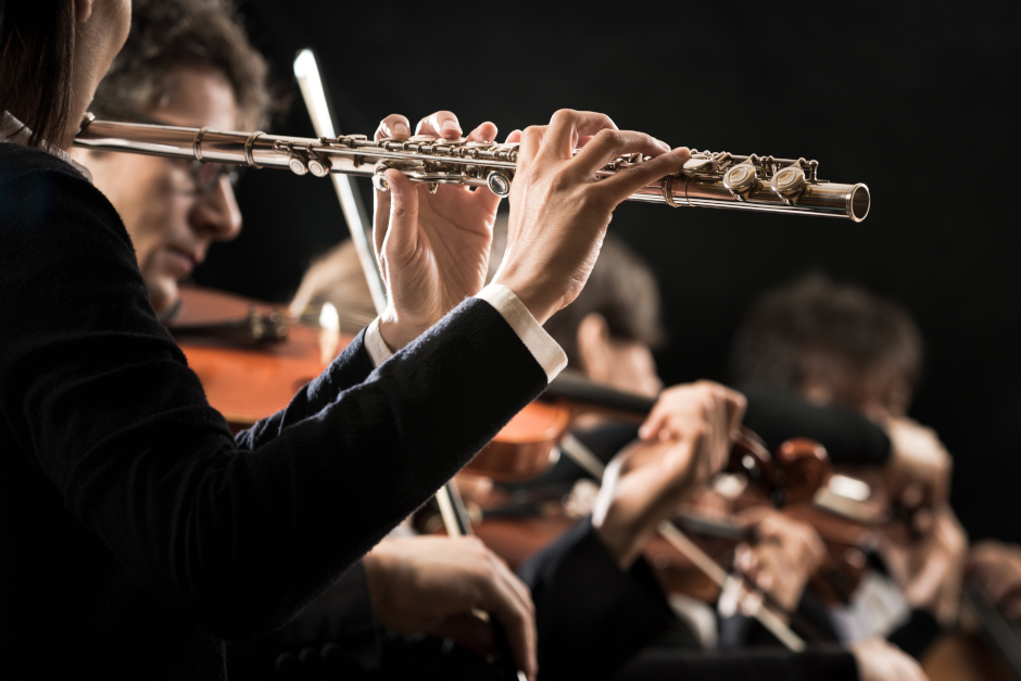 Ein musikalisches Highlight erwartet Liebhaber klassischer Kirchenmusik Mitte März in Wiesbaden: In der imposanten Atmosphäre der Ringkirche führt die Seniorenkantorei die eindrucksvolle Matthäuspassion von Heinrich Schütz auf. Unter der Leitung von Kantor Hans Kielblock verspricht das Konzert einen Moment der Besinnung und musikalischen Tiefe – und das bei freiem Eintritt.