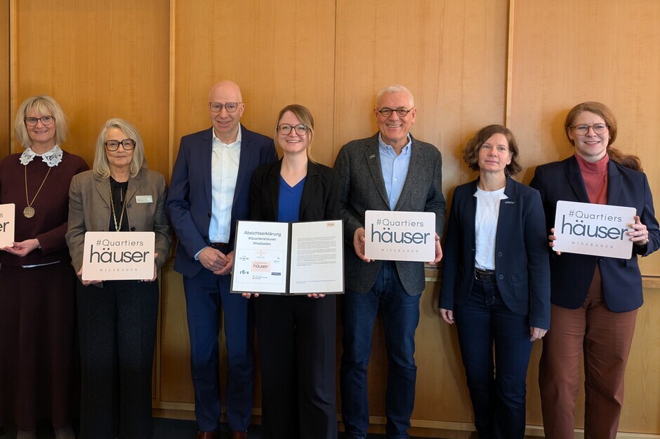 Wiesbadener Wohnungsbaugesellschaften haben eine Absichtserklärung zur Umsetzung des Konzepts #Quartiershäuser unterzeichnet.
