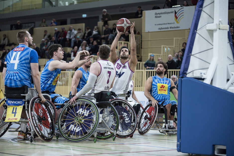 Unter anderem auf ihn, Mojtaba Kamali - hier beim Wurf gegen das Champions Cup Team Thuringia Bulls - wird es in Frankreich ankommen.