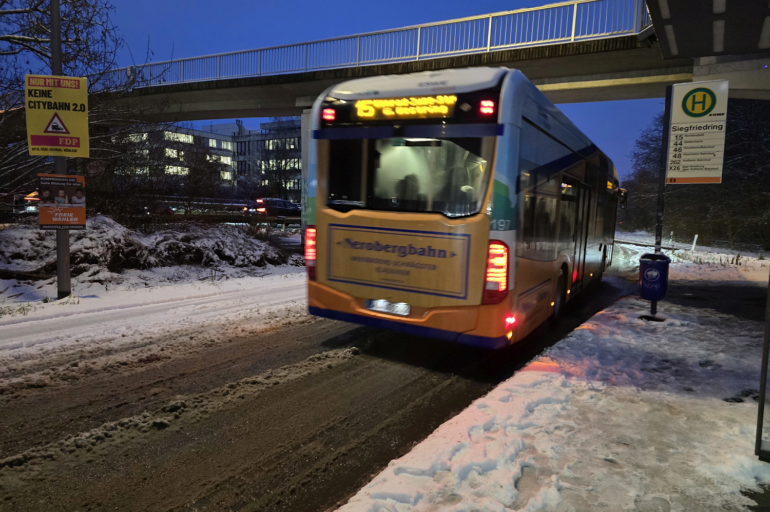 Wetter: Schnee-Chaos in Wiesbaden am Dienstag. 3. Februar 2026.