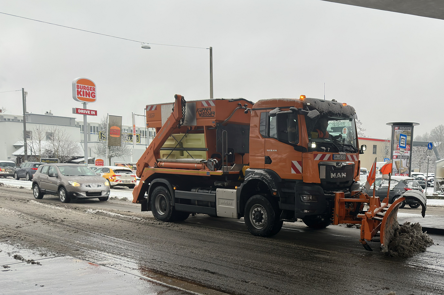 Wetter: Schnee-Chaos in Wiesbaden am Dienstag. 3. Februar 2026.