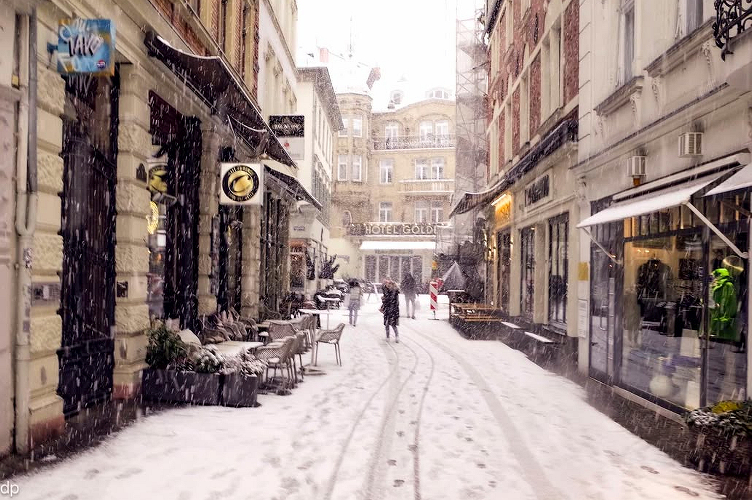 Wetter: Schnee-Chaos in Wiesbaden am Dienstag. 3. Februar 2026.