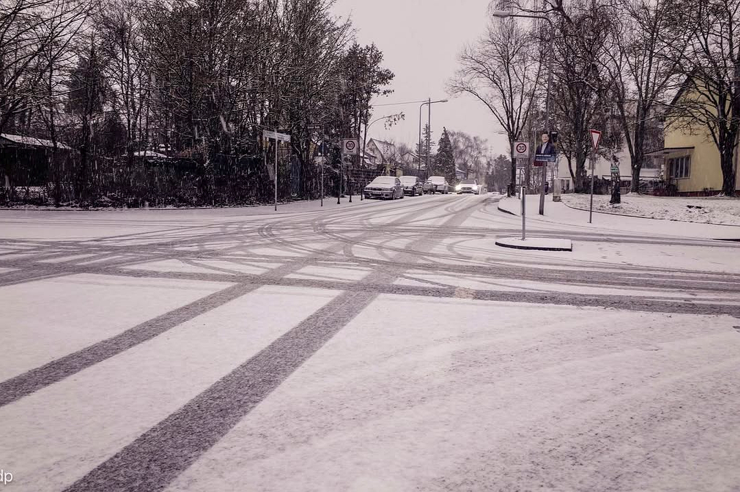 Wetter: Schnee-Chaos in Wiesbaden am Dienstag. 3. Februar 2026.