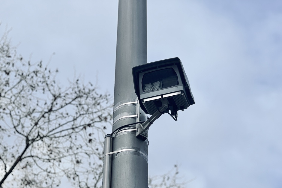 Ein neuer Teststandort für Verkehrsmesstechnik wurde in Wiesbaden an der Biebricher Allee gestartet