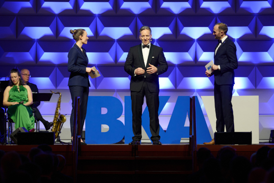 Prominente Gäste in Wiesbaden: Bundeskanzler würdigt Arbeit des BKA am Donnerstag, 12. März 2026.