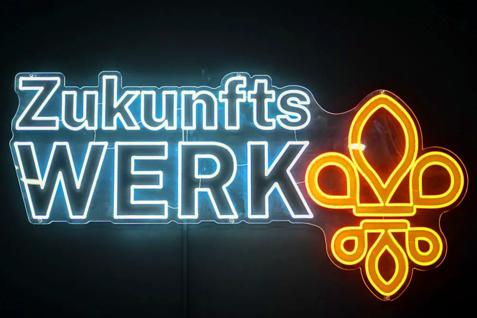 Ab Dienstag, 24. März, können Besucherinnen und Besucher im Zukunftswerk Wiesbaden im Luisenforum erstmals neue KI-Würfel ausprobieren.