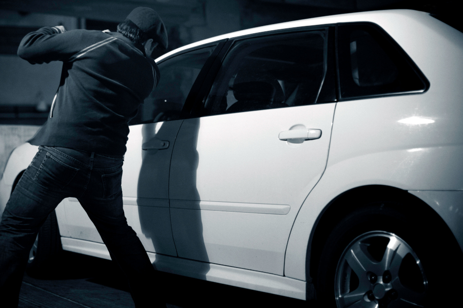 Autoteile im Visier von Dieben in der Nacht zum Donnerstag in Wiesbaden-Biebrich.