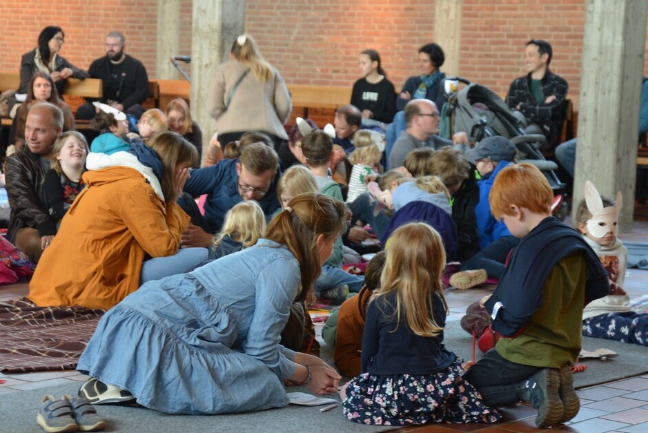 Das Evangelische Dekanat Wiesbaden lädt zum Kinderkirchentag in die Evangelische Thomasgemeinde ein
