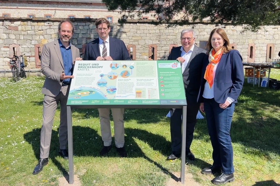 Informationstafeln wurden am Wiesbadener Rhein- und Mainufer eingeweiht