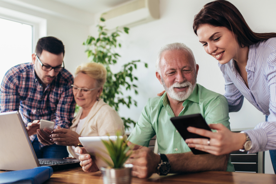 Der Wettbewerb „Aktion Generation – Lokale Familien stärken“ startet wieder