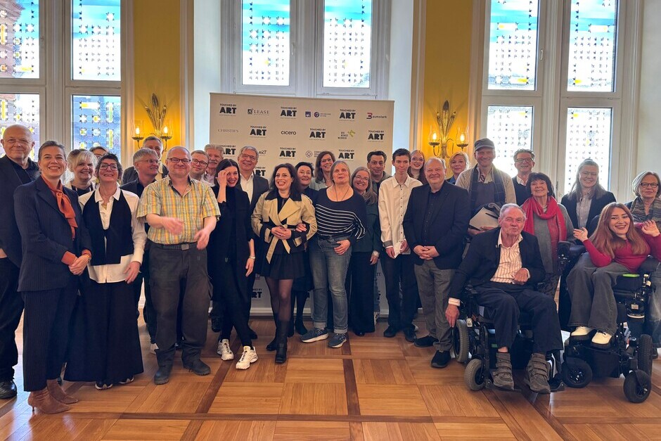 Wiesbaden startet das inklusives Kunstprojekt „touched by art“