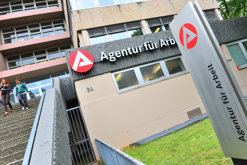 Leichter Rückgang der Arbeitslosigkeit im Mai 2026 in Wiesbaden