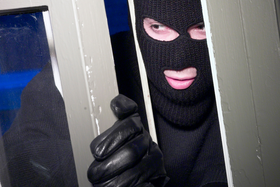nschöne Überraschung für die Pächter einer Kleingartenanlage in Wiesbaden-Biebrich: Zwischen Dienstagabend und Mittwochnachmittag sind Unbekannte in mehrere Parzellen eingebrochen. Die Täter knackten Tore und Türen, um hochwertige Beute zu machen.
