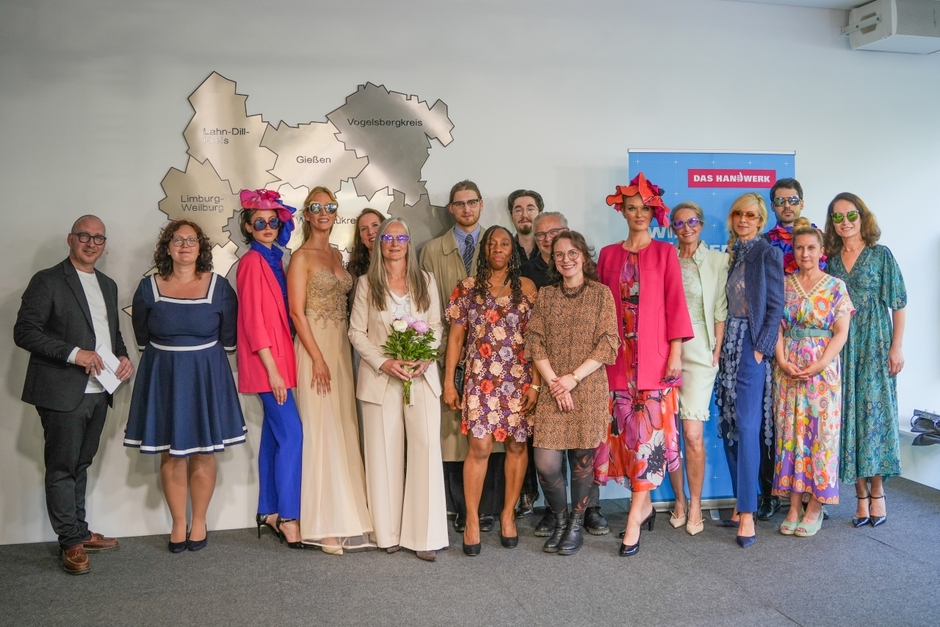 Elegante Schnitte und individuelle Accessoires bei der Modenschau der Handwerkskammer Wiesbaden