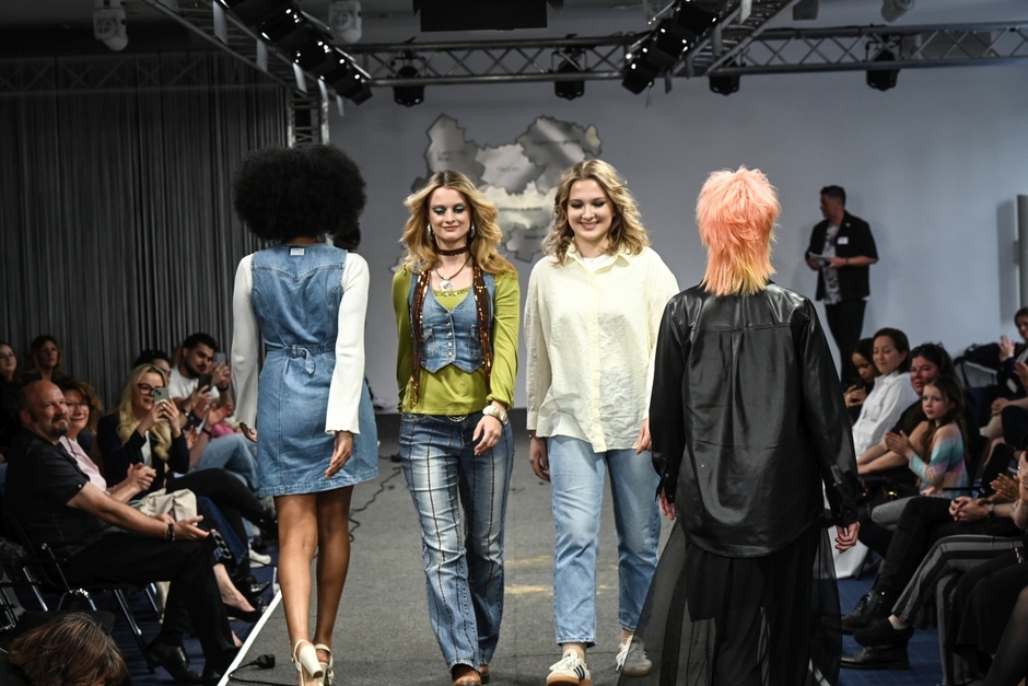 Die Friseur-Innungen Wiesbaden-Reingau-Taunus und Rheinhessen zeigen kunstvolle Kreationen