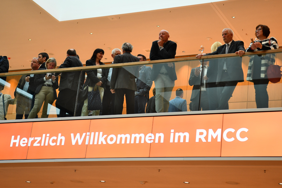 Das RheinMain CongressCenter in Wiesbaden baut seine Rolle als gefragter Treffpunkt für medizinische Fachkongresse, Branchenevents und Gesundheitsformate weiter aus. 2026 stehen in Wiesbaden unter anderem Innere Medizin, Allergologie, Schlafmedizin, Lungenforschung und ein großer Gesundheitstag auf dem Programm.