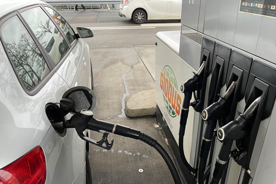 Kraftstoffe und Heizöl explodieren in Wiesbaden – Diesel +29,7%, Heizöl +44,4% im Jahresvergleich. Nahost-Krise treibt Energiepreise hoch, doch unter Ukraine-Schock 2022-Niveau.