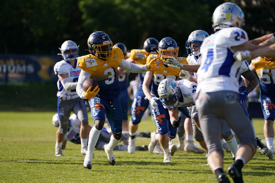 Wiesbaden Phantoms GFL2 Albershausen Crusaders