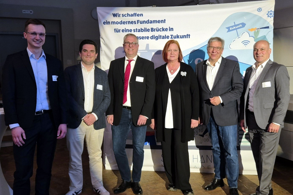 Schlanker, schneller, digitaler: Nach drei Jahren harter Arbeit hinter den Kulissen hat die Landeshauptstadt Wiesbaden ihre Buchhaltung und den Einkauf komplett umgekrempelt. Mit dem neuen System werden Fehlerquellen minimiert und die Haushaltsplanung auf ein neues Level gehoben.