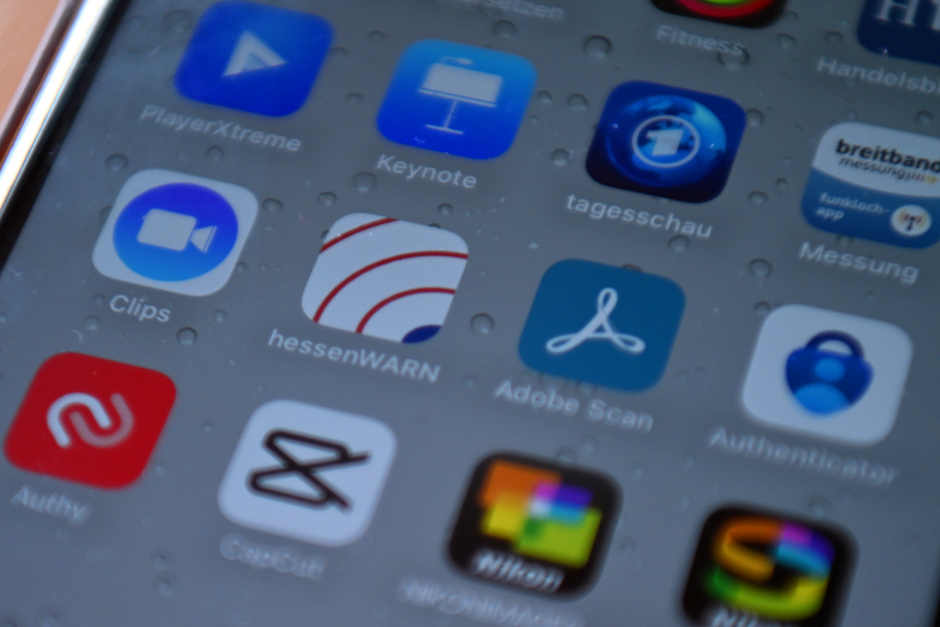 Auch in Wiesbaden wird hessenWARN Anfang2027 durch die Bundeswarn-App NINA ersetzt.