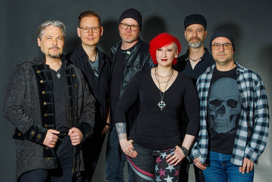 Sommer, Sound und gute Stimmung beim Hofkonzert in Wiesbaden-Nordenstadt mit „TheFireflyProject“