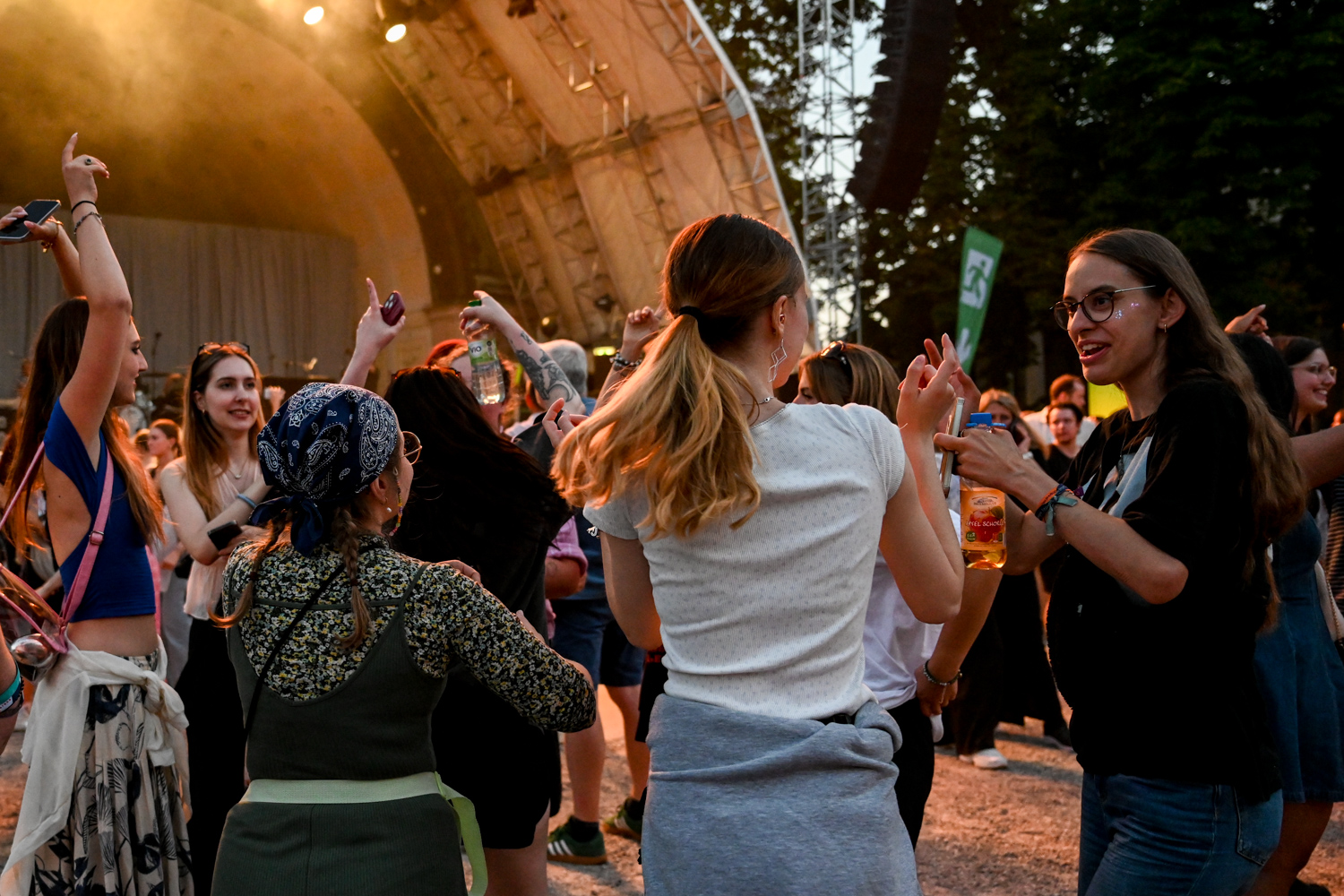 Rheingau Musik Festival: Open-Air-Konzert mit Tom Odell im Kurpark Wiesbaden am Montag, 27. Juli 2026