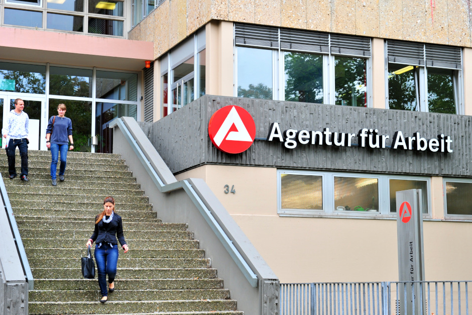 Die Arbeitslosigkeit im Bezirk der Agentur für Arbeit Wiesbaden ist im August minimal zurückgegangen.