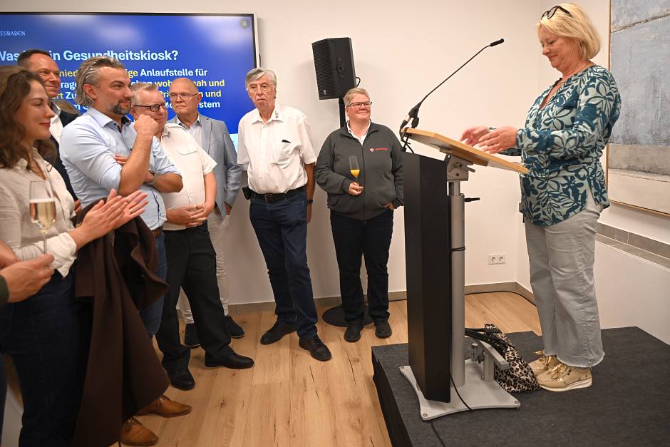 Leichter Zugang zur Gesundheit: Wiesbadener Gesundheitskiosk im Westcenter feierlich eröffnet!