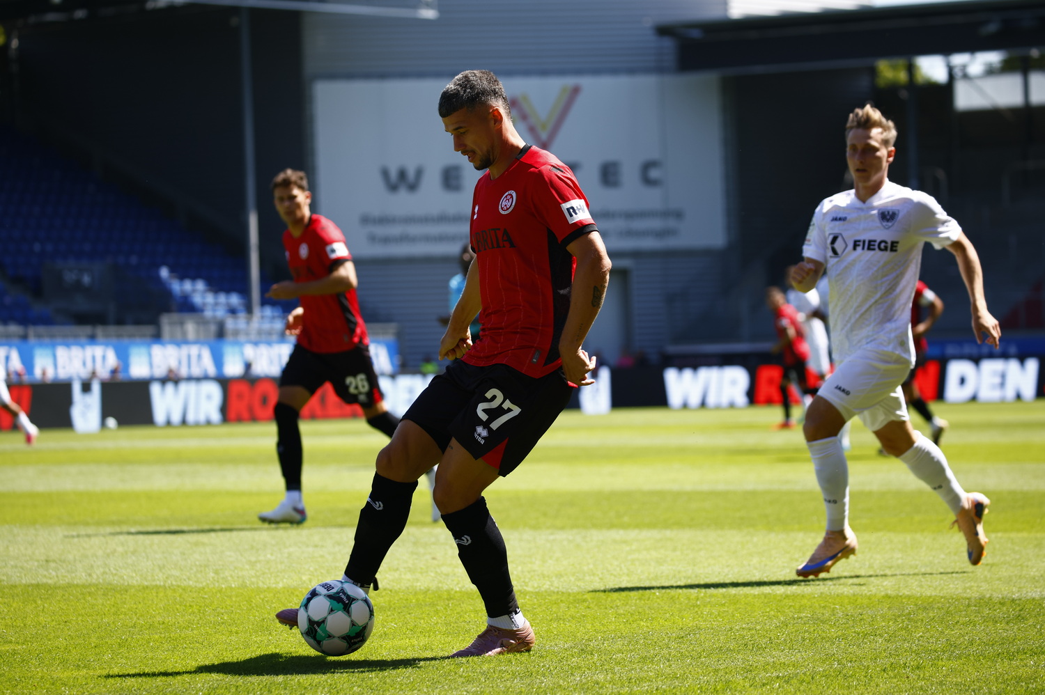 Fussball SV Wehen Wiesbaden SC Preussen Münster