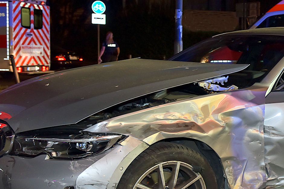 Unfall Pkw Symbolfoto