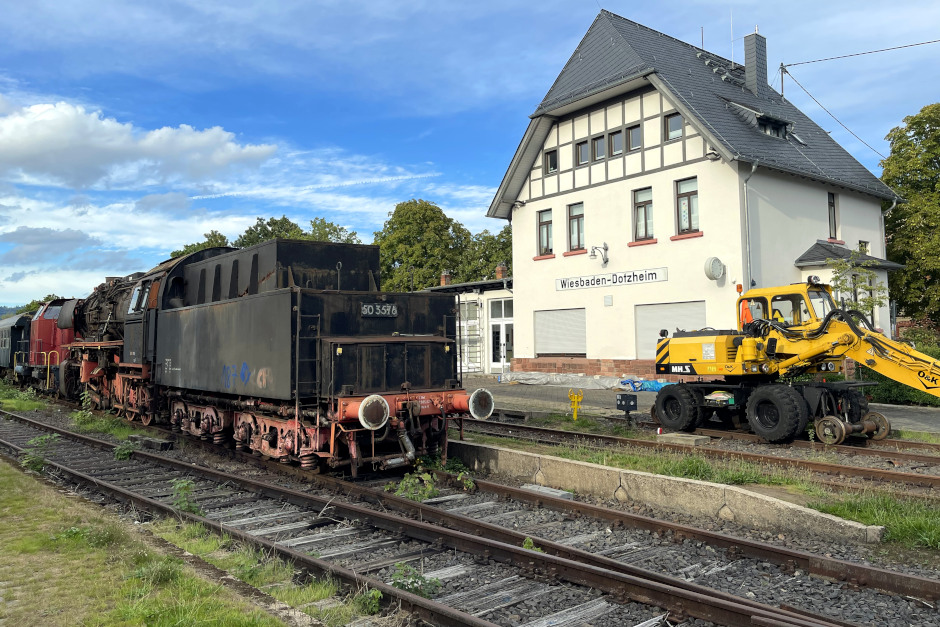 Die Nassauische Touristik-Bahn e.V. veranstaltet am 13.09. ein großes Bahnhofsfest in Wiesbaden-Dotzheim.