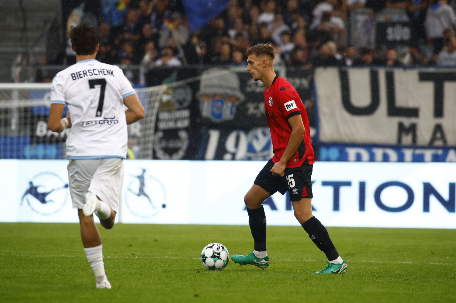 SV Wehen Wiesbaden holt Auswärtssieg bei Fortuna Köln