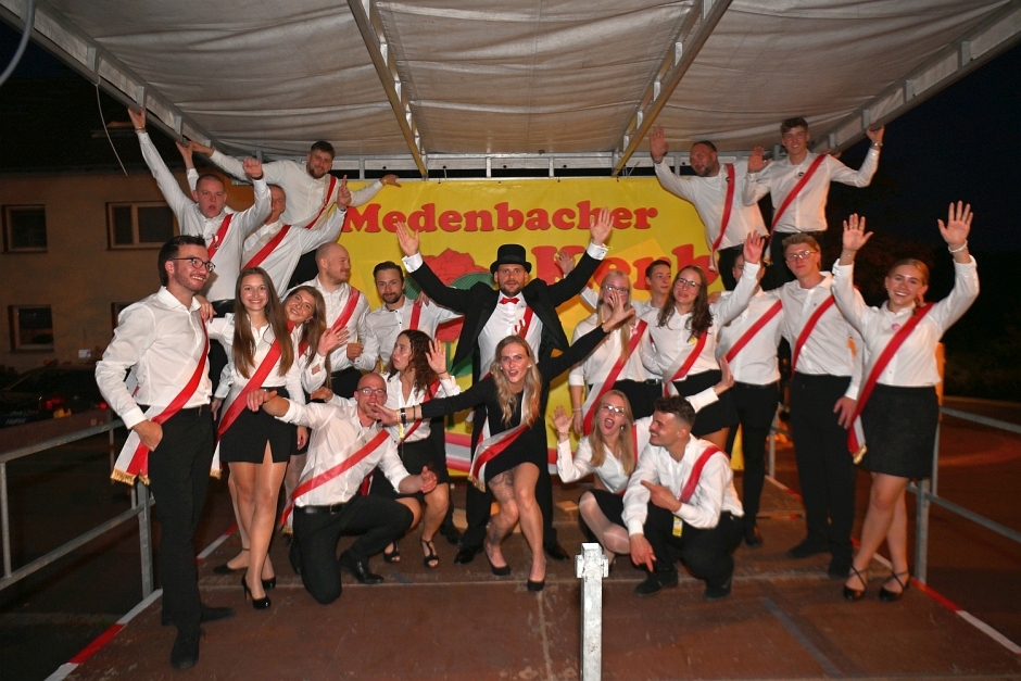 Kerb der Roten Rosen 2026: Medenbach feiert drei Tage lang Tradition, Musik und pure Lebensfreude!