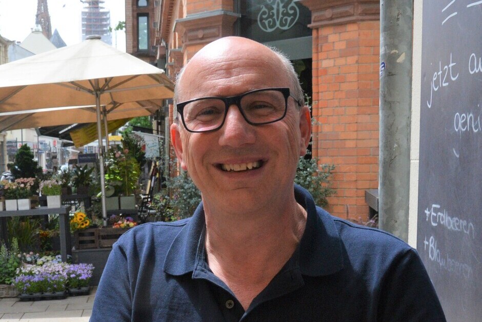 Pfarrer Jens Georg geht in den Ruhestand aus Wiesbaden-Breckenheim