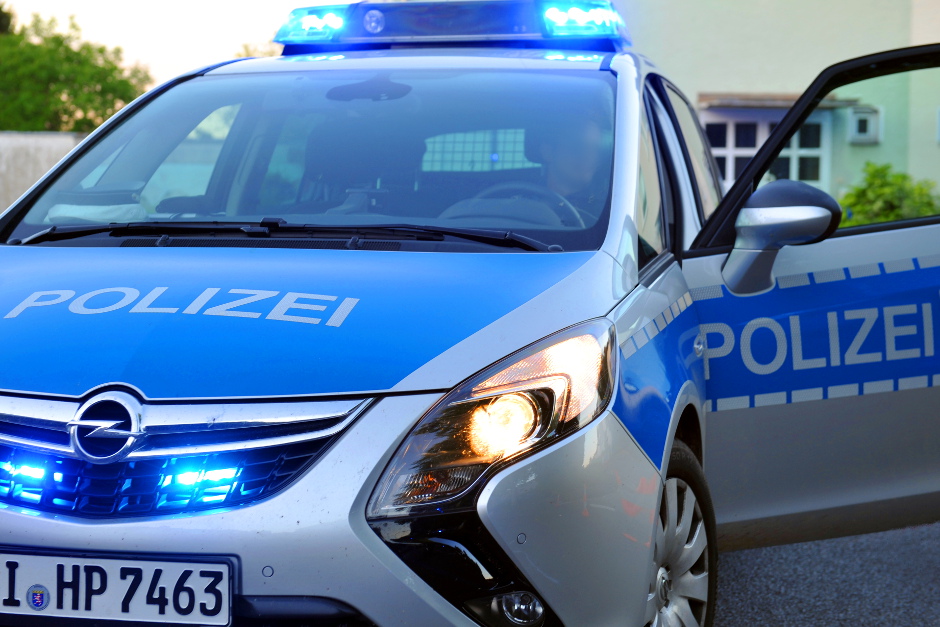 Trickdiebstahl an Verkaufsstand der Connichi Messe am Samstag Wiesbaden. Täter stehlen die kompletten Tageseinnahmen.