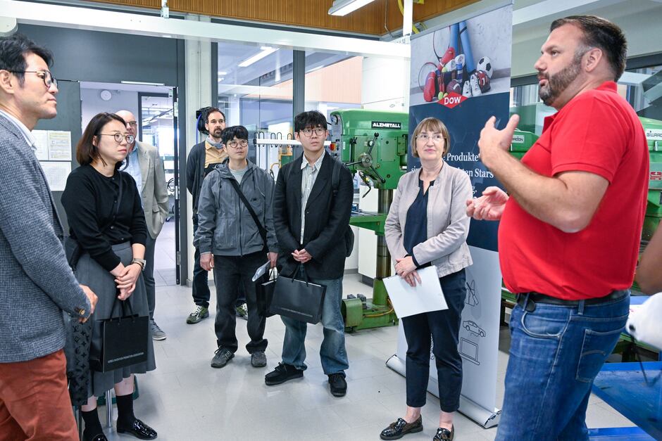 Beim Tag der Technik konnten rund 500 Schüler in Wiesbaden und Taunusstein ihr Talent für MINT-Berufe testen.