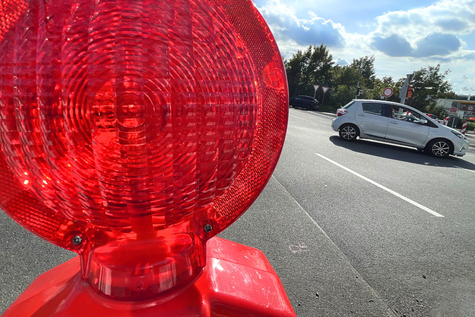 Sperrung in der Wiesbadener Innenstadt: Webergasse wegen Fahrbahnsanierung ab Dienstag dicht!