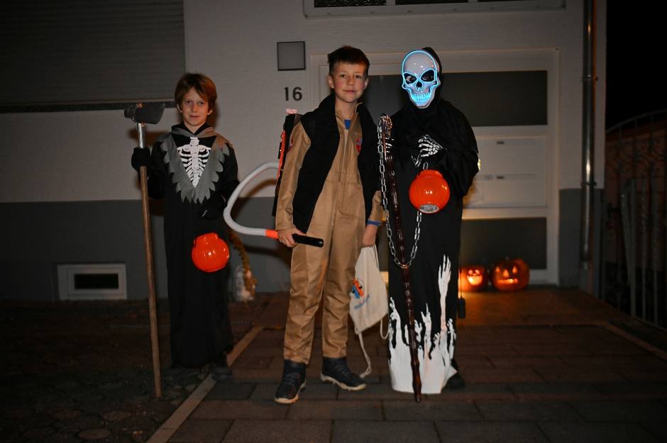 Halloween in Wiesbaden am 31. Oktober: Von „Süßes oder Saures“ in den Stadtteilen bis zu den heißesten Grusel-Partys im Schlachthof & Wohnzimmer. Alle Events auf wiesbadenaktuell.de!